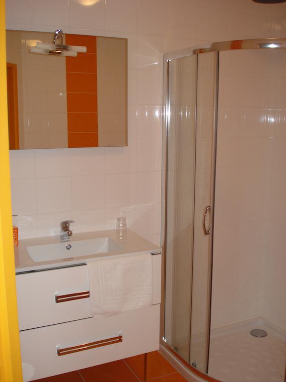Bed and Breakfast Domaine Du Pre Sale Роз-сюр-Куенон Номер фото