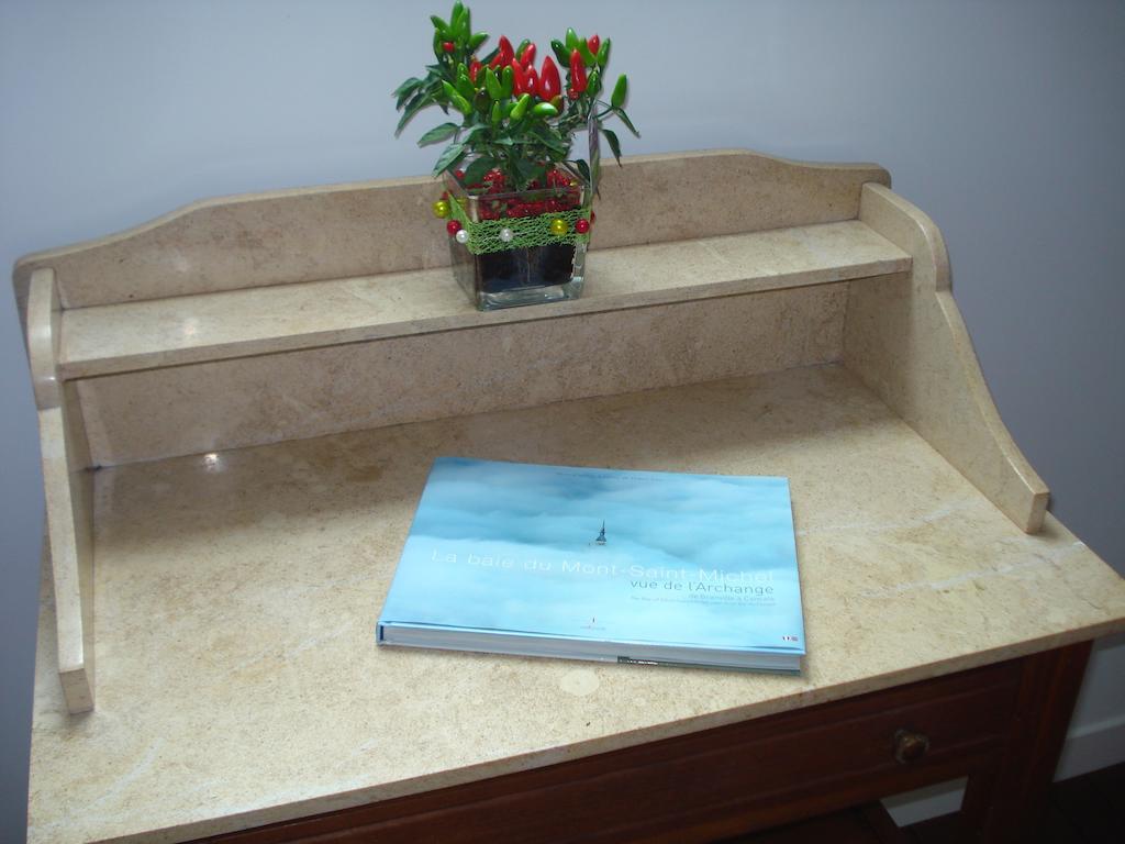 Bed and Breakfast Domaine Du Pre Sale Роз-сюр-Куенон Номер фото